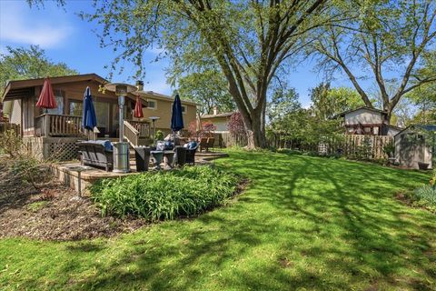 Tiny photo for 758 7TH Avenue, Libertyville, IL 60048 (MLS # 12633383)