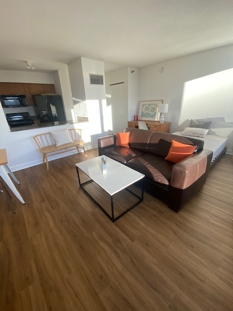 512 N McClurg Court 4408