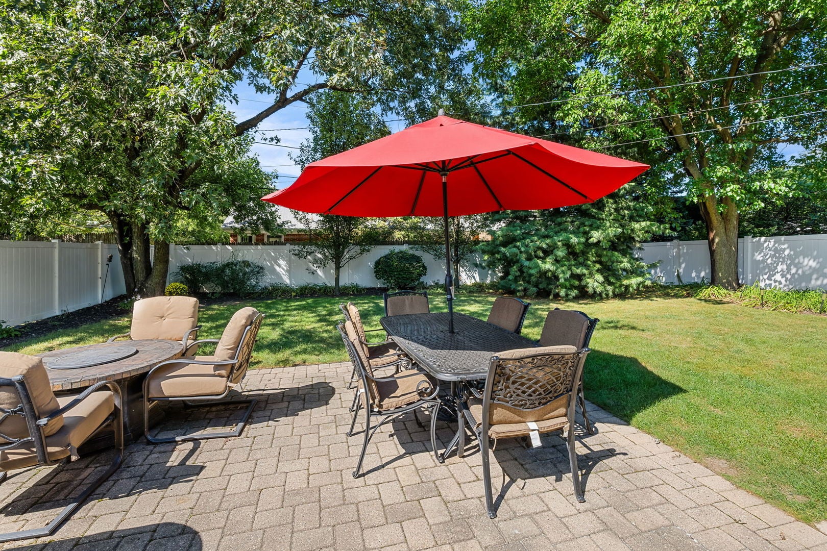 1446 Huntington Drive