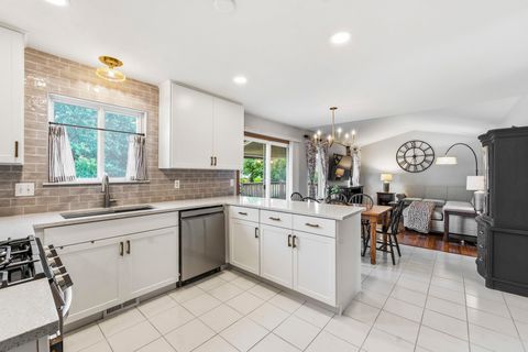 Tiny photo for 1675 Fiddyment Drive, Romeoville, IL 60446 (MLS # 12686912)
