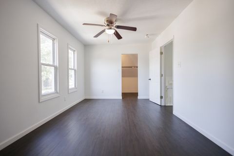 Tiny photo for 382 S Elm Avenue, Kankakee, IL 60901 (MLS # 12412865)