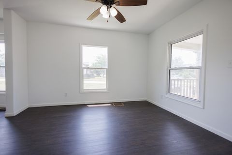 Tiny photo for 382 S Elm Avenue, Kankakee, IL 60901 (MLS # 12412865)