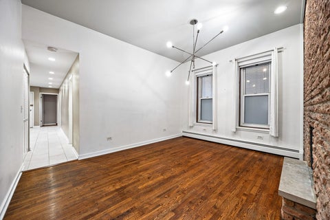 Tiny photo for 813 W Oakdale Avenue #1W, Chicago, IL 60657 (MLS # 12773757)