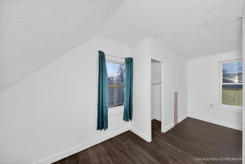 Tiny photo for 712 N Cedarwood Circle, Round Lake Heights, IL 60073 (MLS # 12519745)