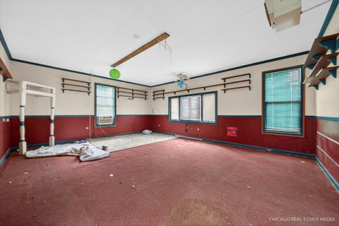 Tiny photo for 712 N Cedarwood Circle, Round Lake Heights, IL 60073 (MLS # 12519745)