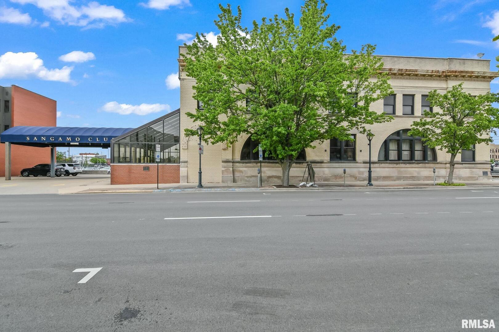 Photo 1 of 25 — 227 E ADAMS Street, Springfield, IL 62701