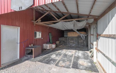 Tiny photo for 1740 Brier Creek Road #1, Harrisburg, IL 62946 (MLS # 100000613)