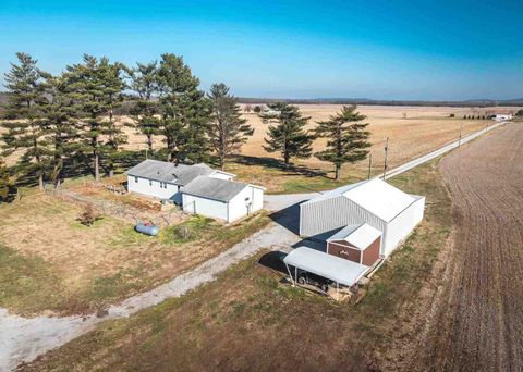 Tiny photo for 1740 Brier Creek Road #1, Harrisburg, IL 62946 (MLS # 100000613)