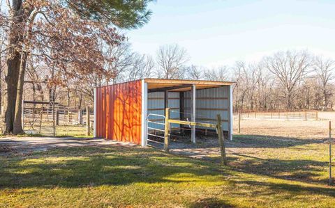 Tiny photo for 1740 Brier Creek Road #1, Harrisburg, IL 62946 (MLS # 100000613)