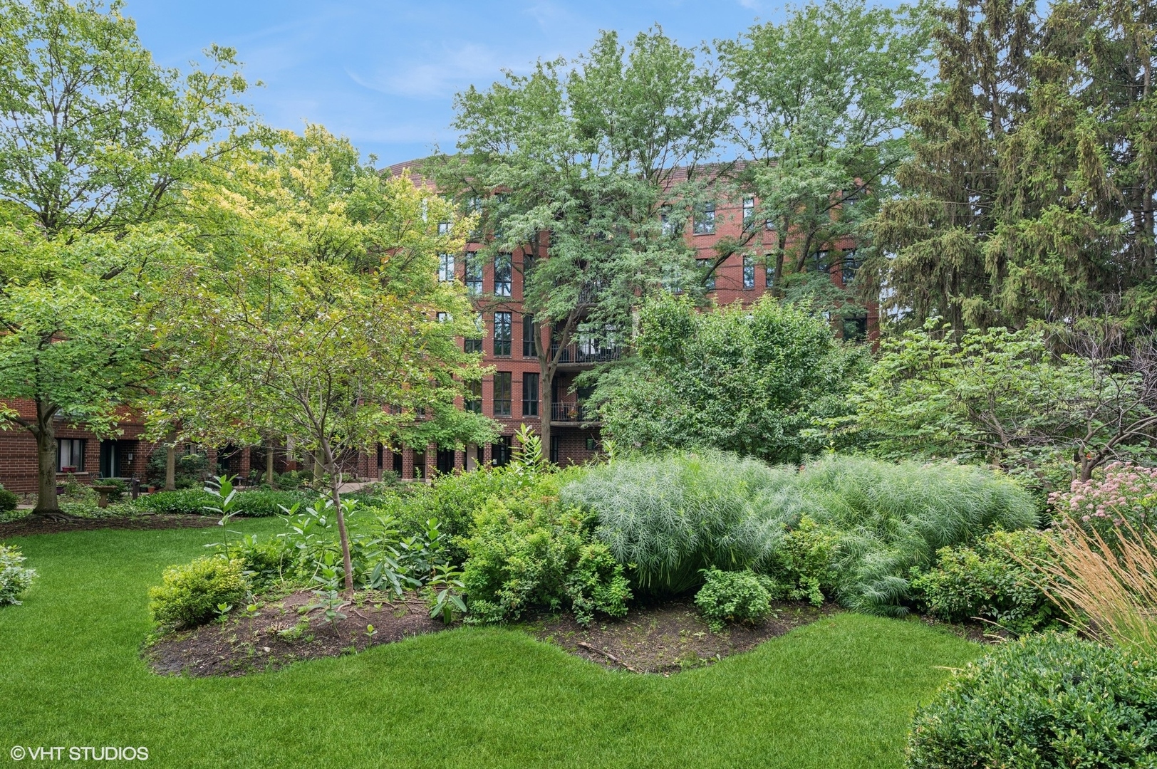 1 GALE Avenue 5A