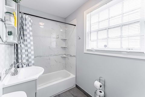 Tiny photo for 629 22nd Avenue, Bellwood, IL 60104 (MLS # 12619926)