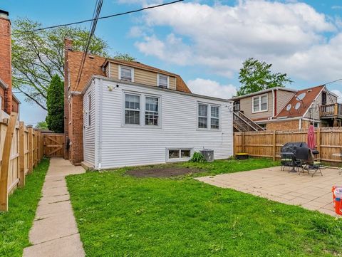 Tiny photo for 629 22nd Avenue, Bellwood, IL 60104 (MLS # 12619926)