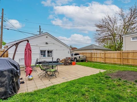 Tiny photo for 629 22nd Avenue, Bellwood, IL 60104 (MLS # 12619926)