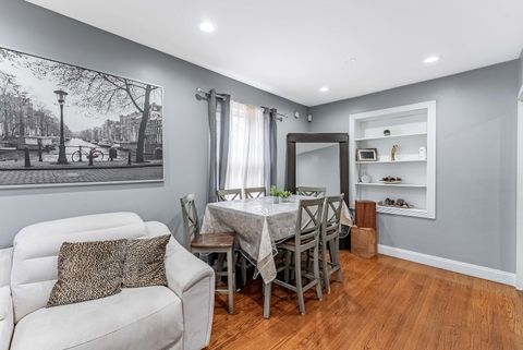 Tiny photo for 629 22nd Avenue, Bellwood, IL 60104 (MLS # 12619926)