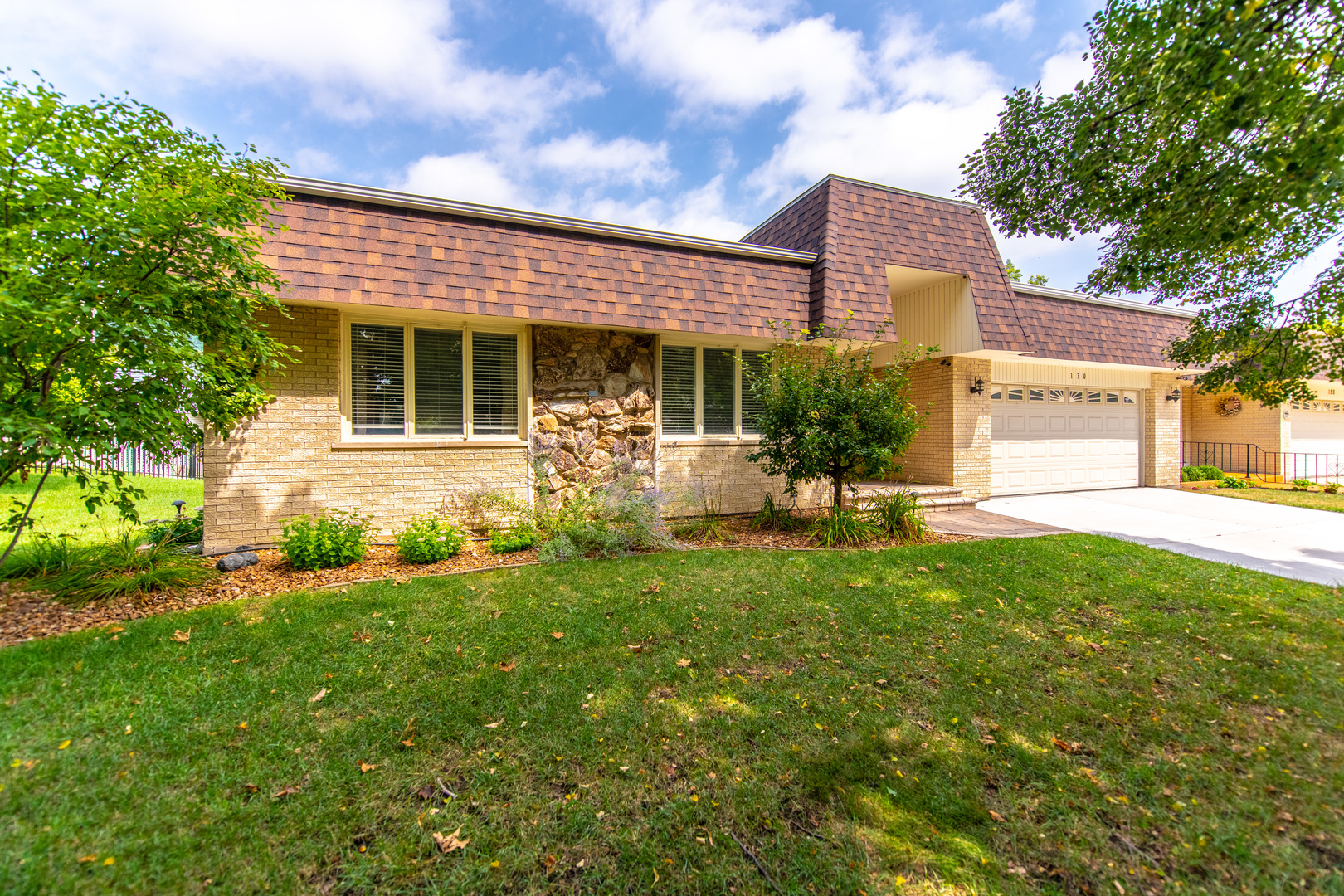 130 Meadowbrook Lane