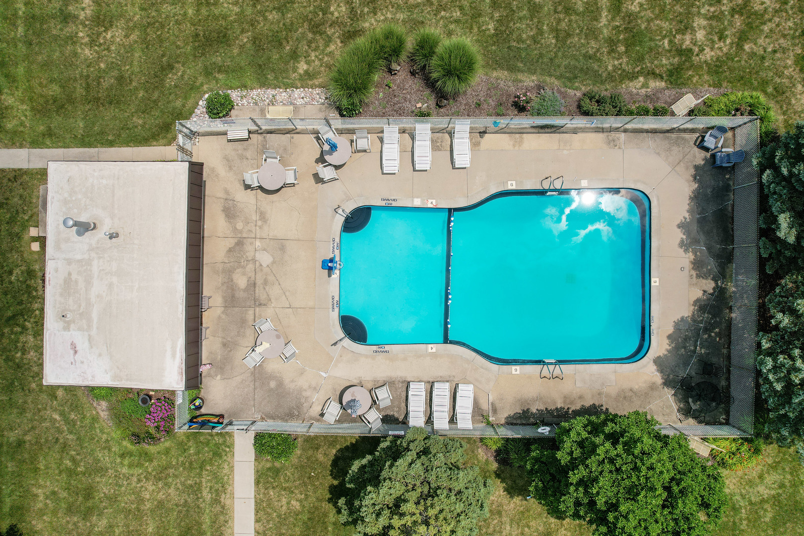 130 Meadowbrook Lane