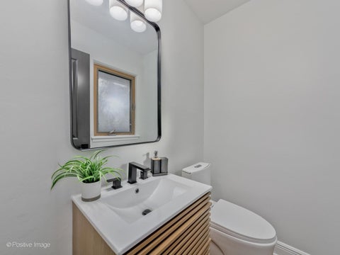 Tiny photo for 404 Tomah Avenue, Prospect Heights, IL 60070 (MLS # 12762236)