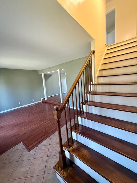 Tiny photo for 13 Pioneer Park Place, Elgin, IL 60123 (MLS # 12525536)