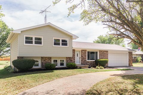 Photo of 21044 Virginia Road, DeKalb, IL 60115 (MLS # 12491660) Photo of 21044 Virginia Road, DeKalb, IL 60115 (MLS # 12491660)