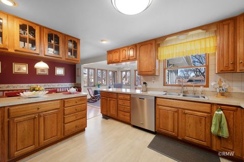 Tiny photo for 635 Verona Court, Schaumburg, IL 60193 (MLS # 12577323)