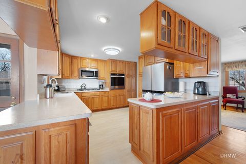 Tiny photo for 635 Verona Court, Schaumburg, IL 60193 (MLS # 12577323)