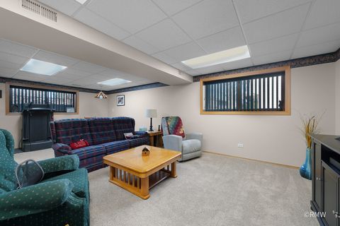 Tiny photo for 635 Verona Court, Schaumburg, IL 60193 (MLS # 12577323)