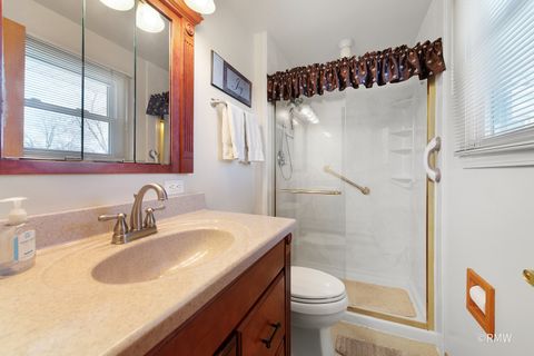 Tiny photo for 635 Verona Court, Schaumburg, IL 60193 (MLS # 12577323)