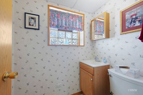 Tiny photo for 635 Verona Court, Schaumburg, IL 60193 (MLS # 12577323)