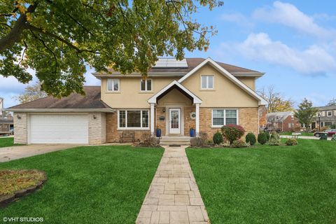 A home in Park Ridge