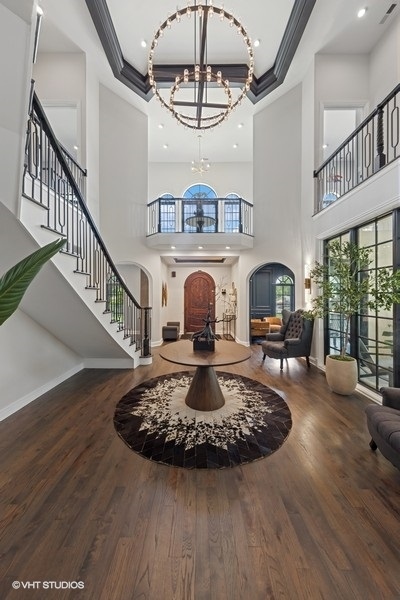 818 W 58th Street