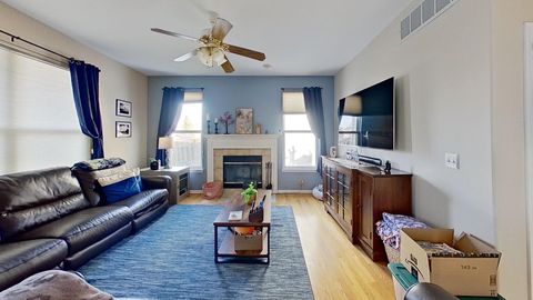 Tiny photo for 32764 N Innetowne Road, Lakemoor, IL 60051 (MLS # 12568587)