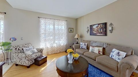 Tiny photo for 32764 N Innetowne Road, Lakemoor, IL 60051 (MLS # 12568587)