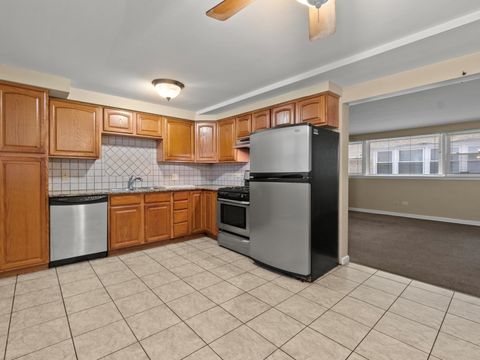 Tiny photo for 2642 N Harlem Avenue #GE, Elmwood Park, IL 60707 (MLS # 12591254)