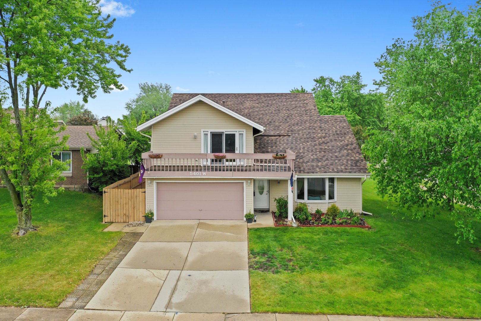 5401 W Arlington Drive
