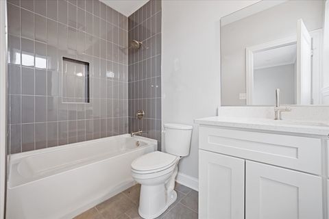 Tiny photo for 184 Eli Court, Des Plaines, IL 60016 (MLS # 12589736)