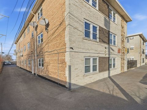 Tiny photo for 5850 W 55th Street #3F, Chicago, IL 60638 (MLS # 12571930)