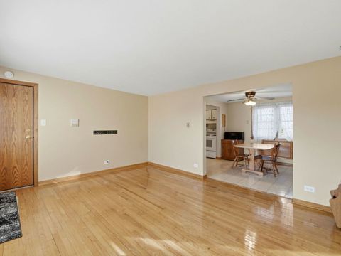 Tiny photo for 5850 W 55th Street #3F, Chicago, IL 60638 (MLS # 12571930)