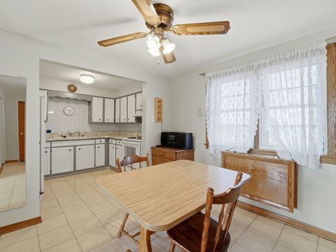 Tiny photo for 5850 W 55th Street #3F, Chicago, IL 60638 (MLS # 12571930)