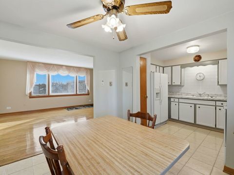 Tiny photo for 5850 W 55th Street #3F, Chicago, IL 60638 (MLS # 12571930)