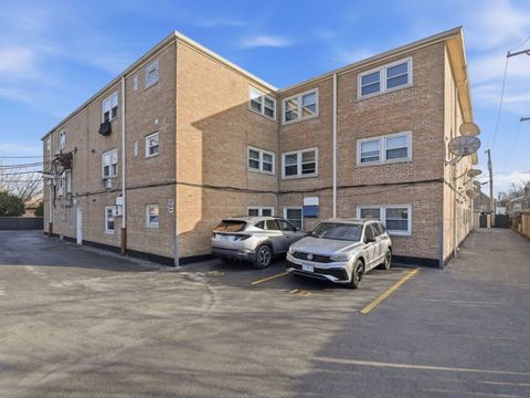 Tiny photo for 5850 W 55th Street #3F, Chicago, IL 60638 (MLS # 12571930)