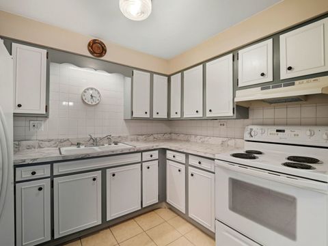 Tiny photo for 5850 W 55th Street #3F, Chicago, IL 60638 (MLS # 12571930)