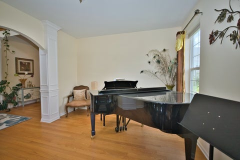 Tiny photo for 19 N Empress Drive, Hawthorn Woods, IL 60047 (MLS # 12741061)