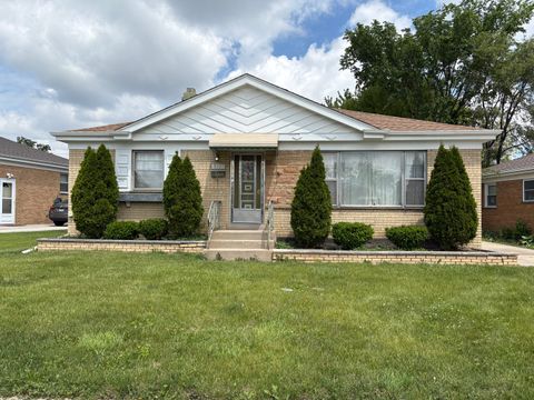 Photo of 11138 SHAW Street, Westchester, IL 60154 (MLS # 12534772)