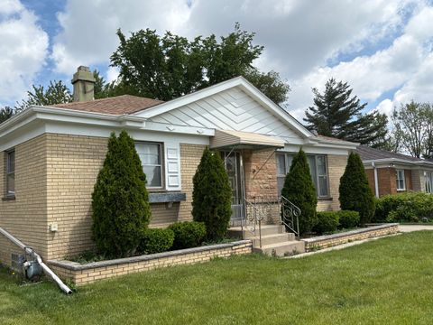 Tiny photo for 11138 SHAW Street, Westchester, IL 60154 (MLS # 12534772)