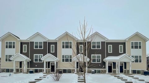 1447 Oakfield Lane Pingree Grove IL 60140