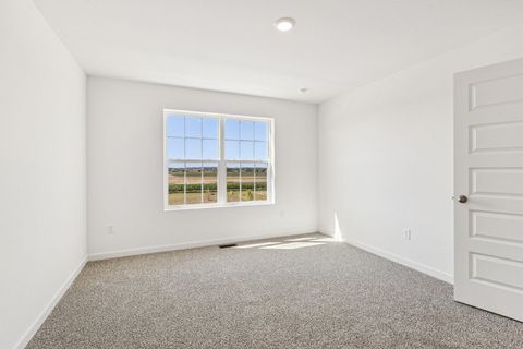 Tiny photo for 1447 Oakfield Lane, Pingree Grove, IL 60140 (MLS # 12521434)