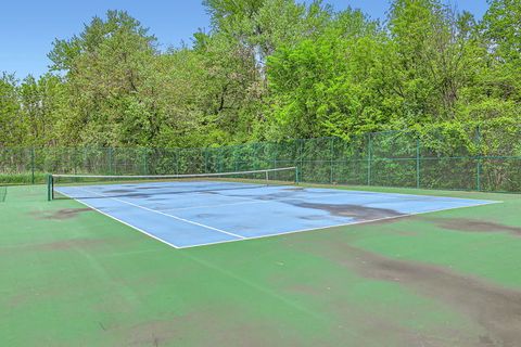 Tiny photo for 5952 Leeds Road, Hoffman Estates, IL 60192 (MLS # 12689640)