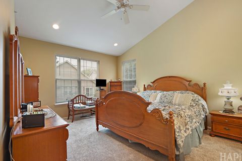 Tiny photo for 5952 Leeds Road, Hoffman Estates, IL 60192 (MLS # 12689640)