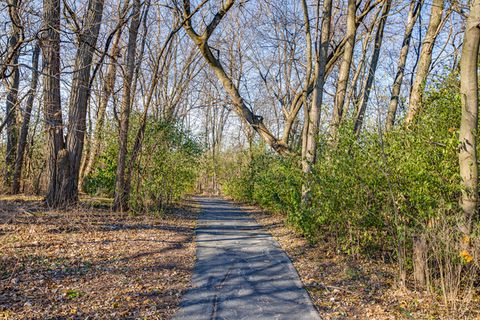 Tiny photo for 5952 Leeds Road, Hoffman Estates, IL 60192 (MLS # 12689640)