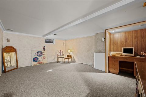 Tiny photo for 1010 Walnut Street, St. Charles, IL 60174 (MLS # 12456768)